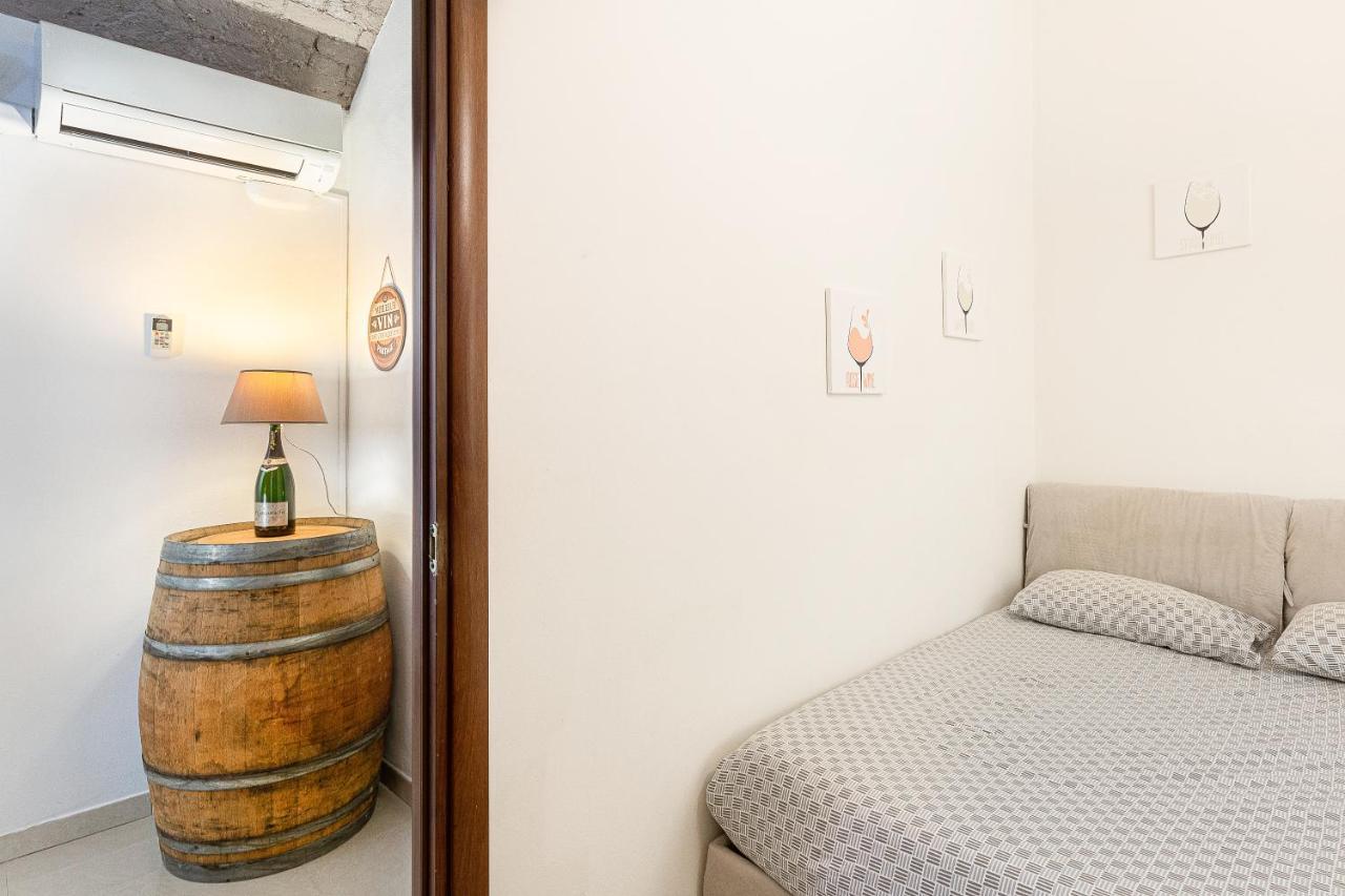 La Cantinetta Di Milano - The Wine Cave In Milan, Huge 110Sqm Apartment Next To Central Station エクステリア 写真