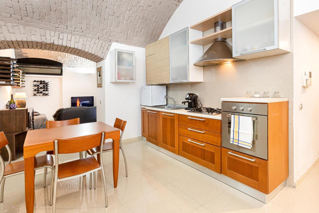 La Cantinetta Di Milano - The Wine Cave In Milan, Huge 110Sqm Apartment Next To Central Station エクステリア 写真