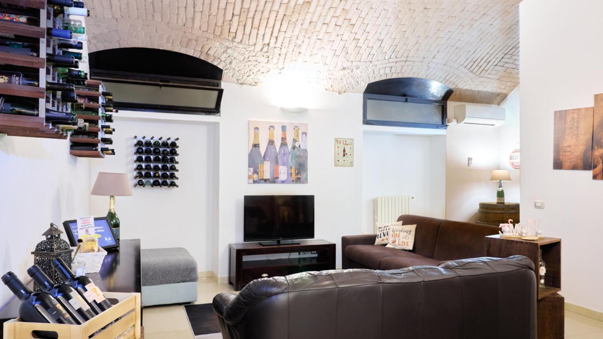 La Cantinetta Di Milano - The Wine Cave In Milan, Huge 110Sqm Apartment Next To Central Station エクステリア 写真