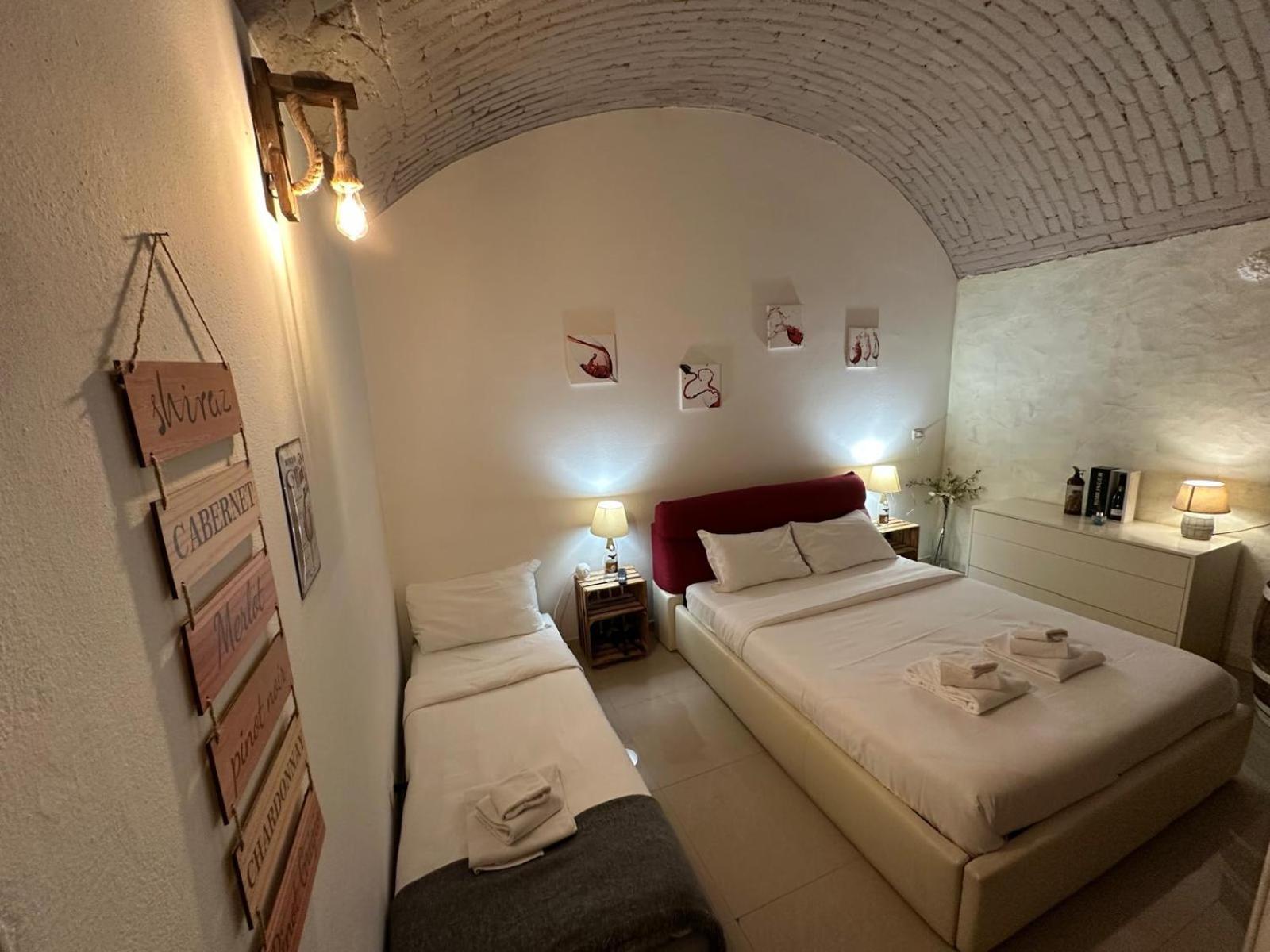 La Cantinetta Di Milano - The Wine Cave In Milan, Huge 110Sqm Apartment Next To Central Station エクステリア 写真