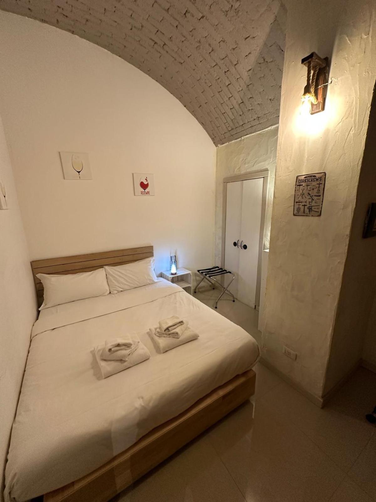 La Cantinetta Di Milano - The Wine Cave In Milan, Huge 110Sqm Apartment Next To Central Station エクステリア 写真